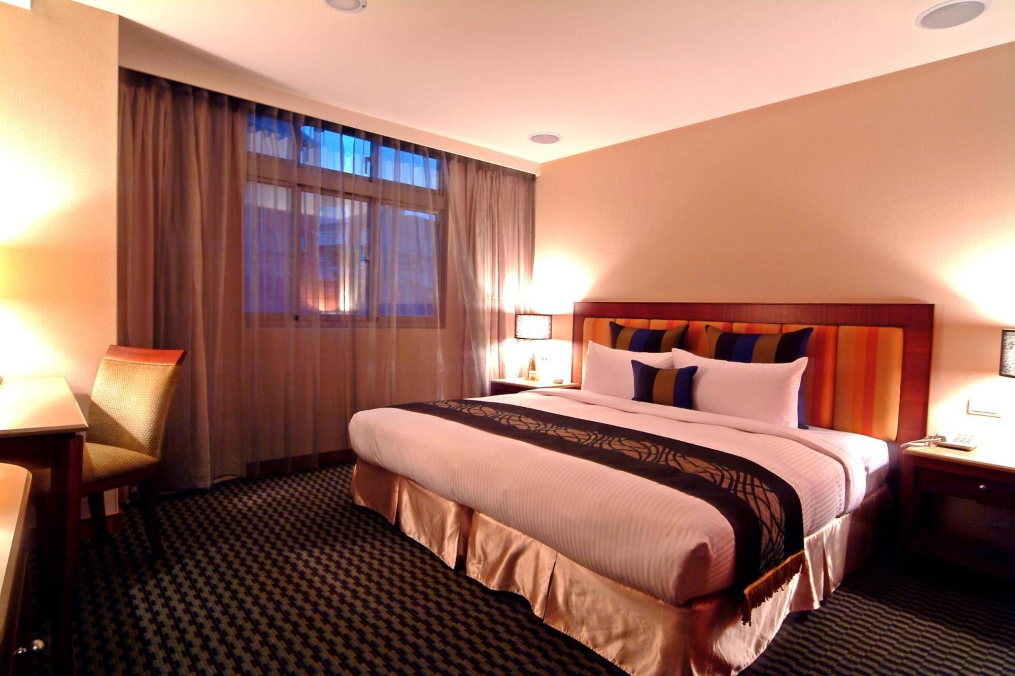 Jingan Classic Inn Zhonghe  Bagian luar foto