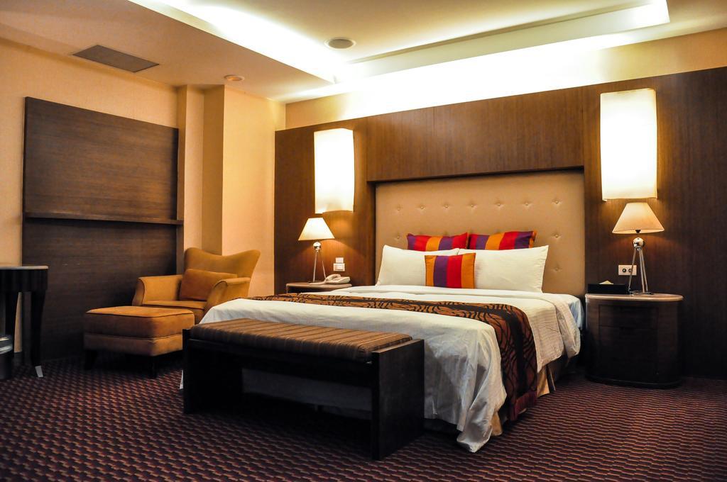 Jingan Classic Inn Zhonghe  Bagian luar foto